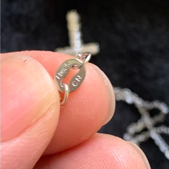 Blue Sage 18” Chain Sterling Silver Cross - Picture 4 of 5